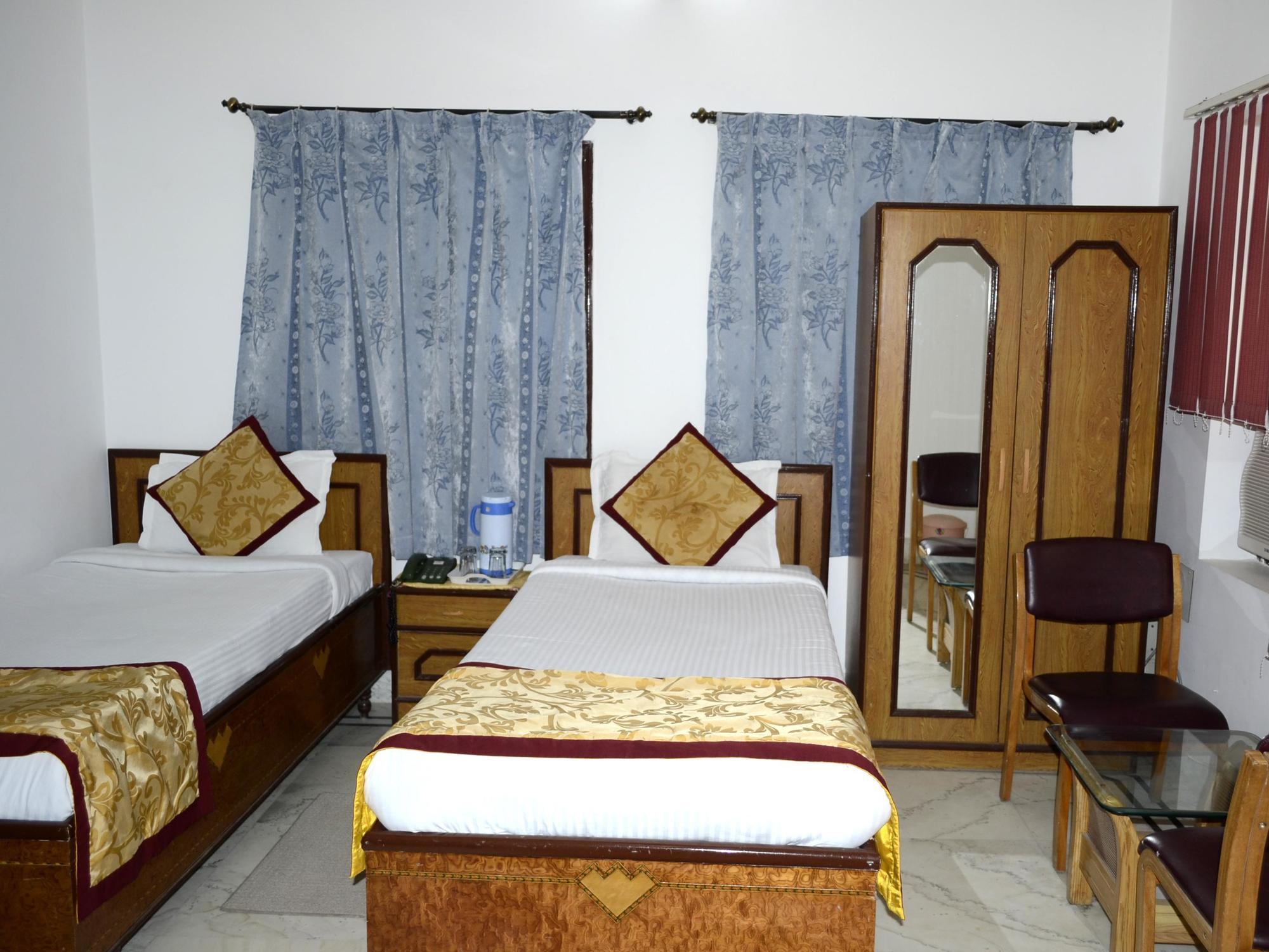 Hotel Tokyo Vihar Bodh Gaya Exterior photo
